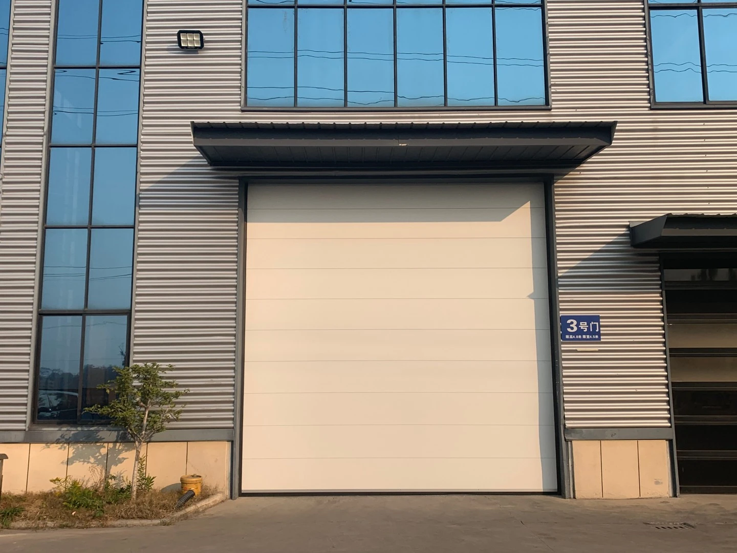 安必信工业门佛山服务站生产基地